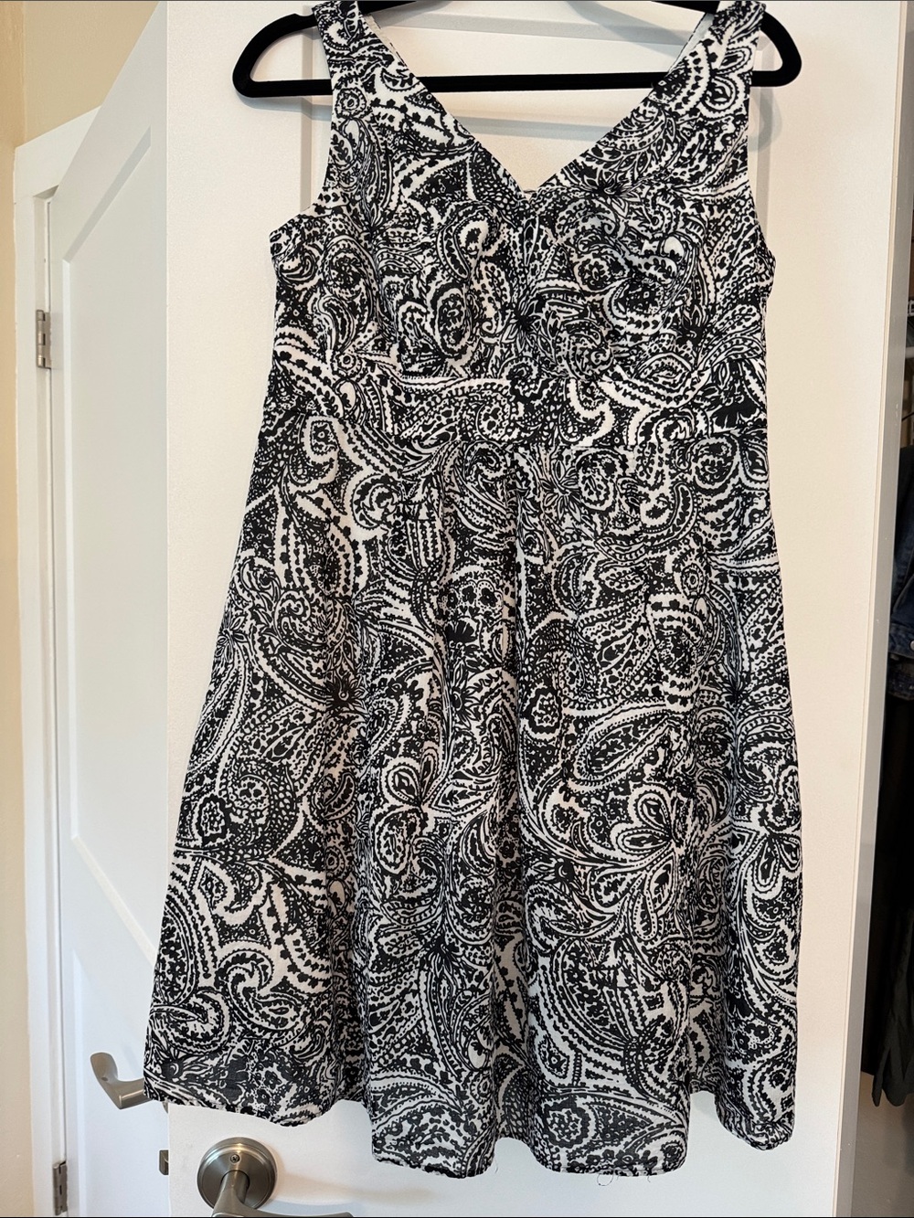 Lands' End Black and White Paisley V-Neck Midi Dress